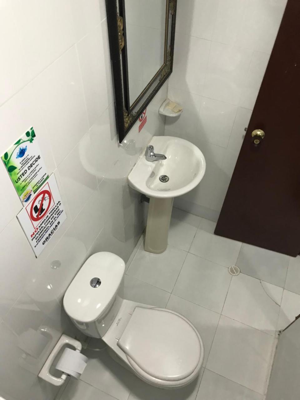 Hostal El Vecino San Andrés Eksteriør billede